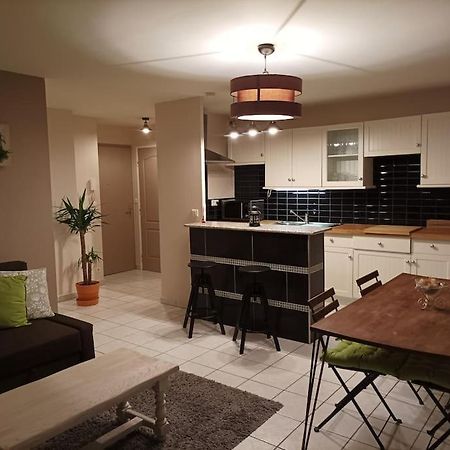 Ecully, Appartement Au Calme De 50M². Zewnętrze zdjęcie