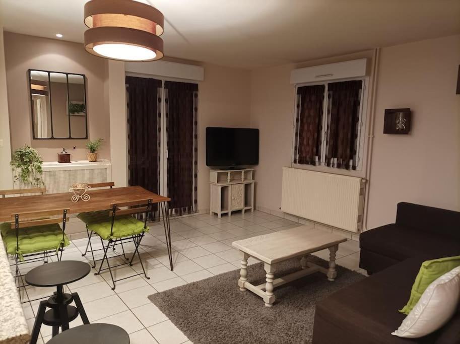 Ecully, Appartement Au Calme De 50M². Zewnętrze zdjęcie