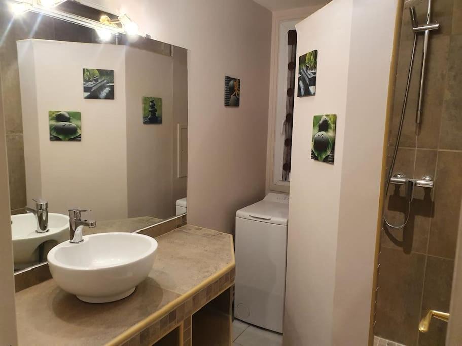 Ecully, Appartement Au Calme De 50M². Zewnętrze zdjęcie